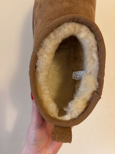Single ugg boot