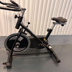Star Shaper pro Spin Bike