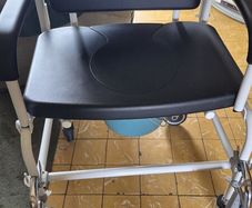 bariatric shower chair