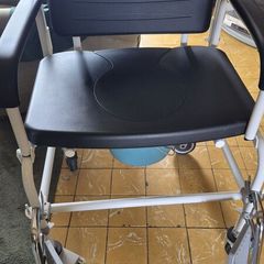 bariatric shower chair