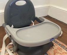 Chicco Pocket Booster Seat