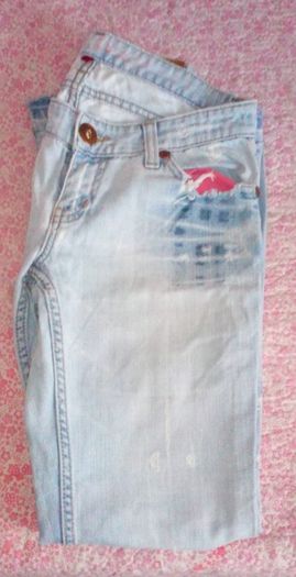 Ripped Jeans