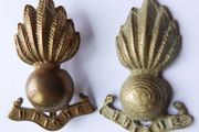Original WW1 British Army Engineers Metal Uniform Collar Dogs