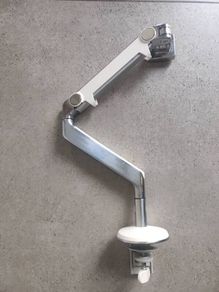 Humanscale Single Screen Monitor Arm