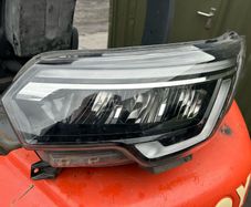2023 Renault traffic led headlight