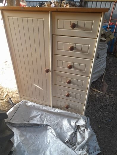 wardrobe childs room