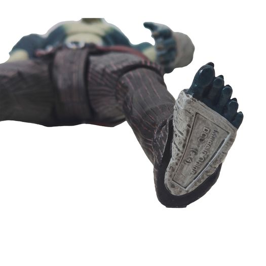 DC Collectibles Batman Arkham Origins Killer Croc Deluxe Action Figure