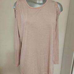 Brand new salmon cold shoulders top size UK18 EU46 Postage included
