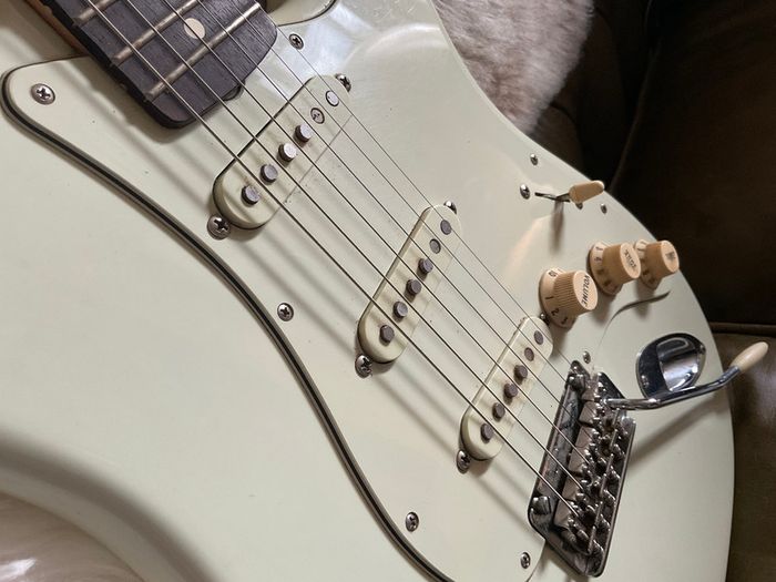 Fender Classic Player '60s Stratocaster - Custom Shop Designed