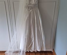 Strapless ivory wedding dress