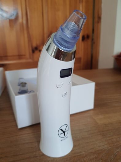 Microdermabrasion tool
