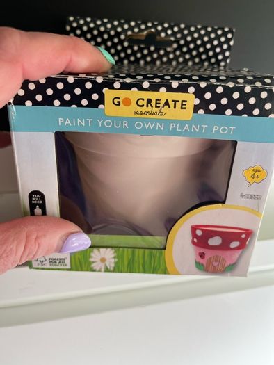 Paint your own flowerpot