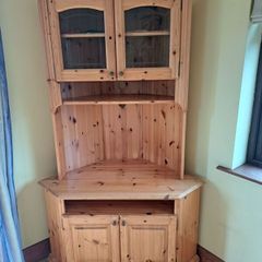 Pine Corner Dresser