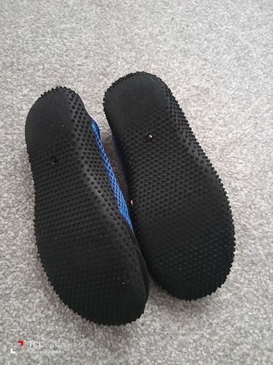boy's swim shoes. UK12