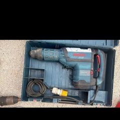 Bosch Professional GSH 7 VC SDS Max DemoliBreaker