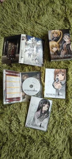 GunslingerGirl DVD box plus Poster/Cloth