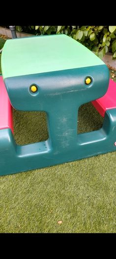 Little Tikes Picnic Table