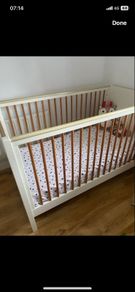 Cot & changing table