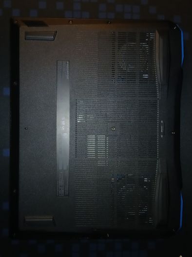 Acer Predator Helios Neo 16 - RTX 4070 8Gb - 32Gb DDR5 RAM (Upgraded) + Flydigi Laptop cooler