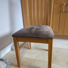 Oak table and Chairs