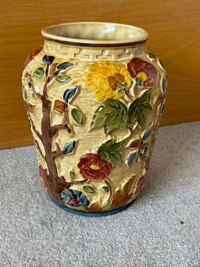 Vintage HJ Wood Staffordshire "Indian Tree" Handpainted Raised Floral Vase