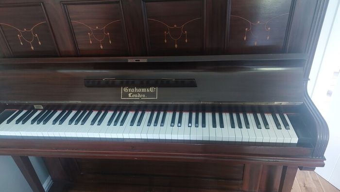 piano
