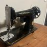 singer sewing machine 201k Image 2