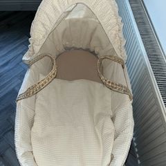 Moses Basket with stand
