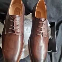 Pair of Men's Leather Shoes For Sale