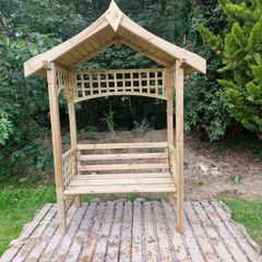 Seated Arbour
