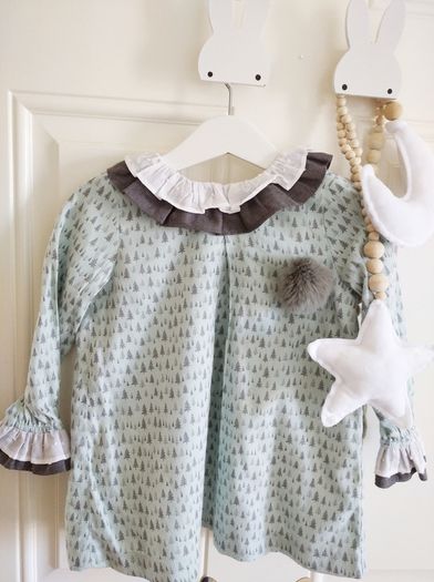 Spanish dress Pilar Batanero new