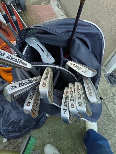golf clubs