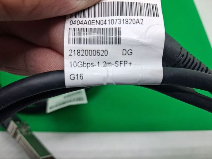 Postage - Lot of 2 x HPE X JD096c 10Gps 1.2m SFP G16 Cables