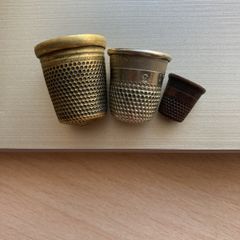 Vintage thimbles nickel & silver incl miniature child's thimble