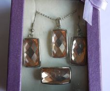 18K Gold Plated Jewellery Set - Necklace, Earrings and Ring