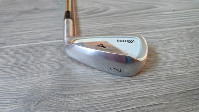 Mizuno 2 Iron With thick Grip
