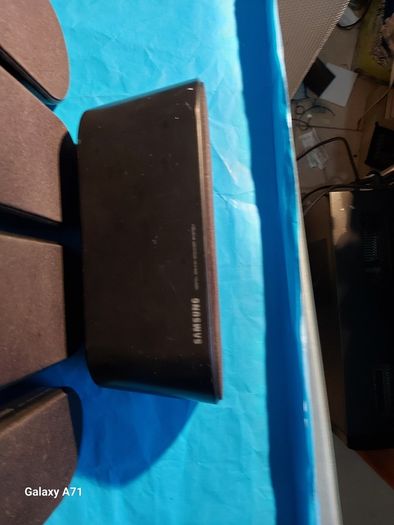 Samsung Surround Sound Speaker System, Subwoofer Speaker Model PS-WQ100, 4 Rear Speakers Model PS-RX30 and Centre Speaker Model PC-CX30