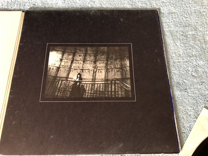 Melanie -The Good Book