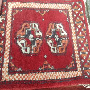 nice possibly vintage plant stand mat's, price drop