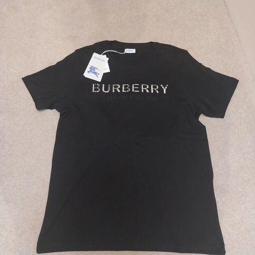 Burberry black t-shirt with embroidered logo