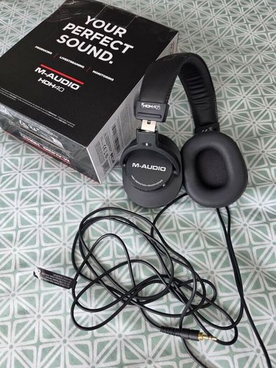 Studio headphones M-audio HDH40