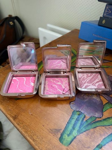 hourglass blush