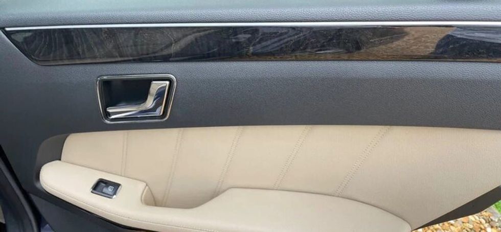 Mercedes-Benz E-Class 2010