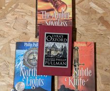 Philip Pullman His Dark Materials 4 Book Set Northern Lights Amber Spyglass