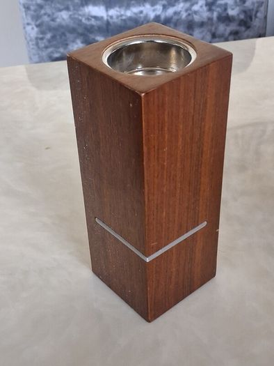 Set of 2 Candlestick Holders