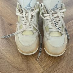 Jordan 4 Retro SP x Off-White Sail