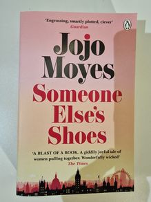 Someone Else's Shoes by Jojo Moyes (Paperback)