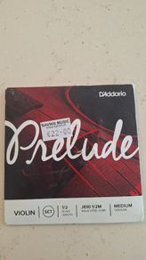 Violin string. 1/2 scale . Unopened