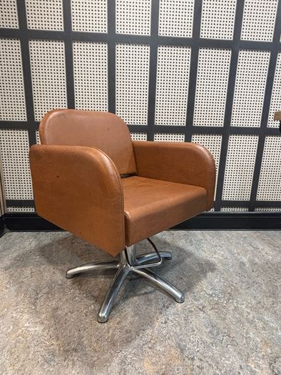 Luca Rossini Adjustable Brown Opera Salon Chair