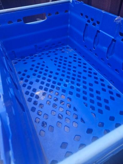 crates